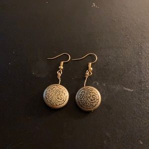 Gold bronze earrings